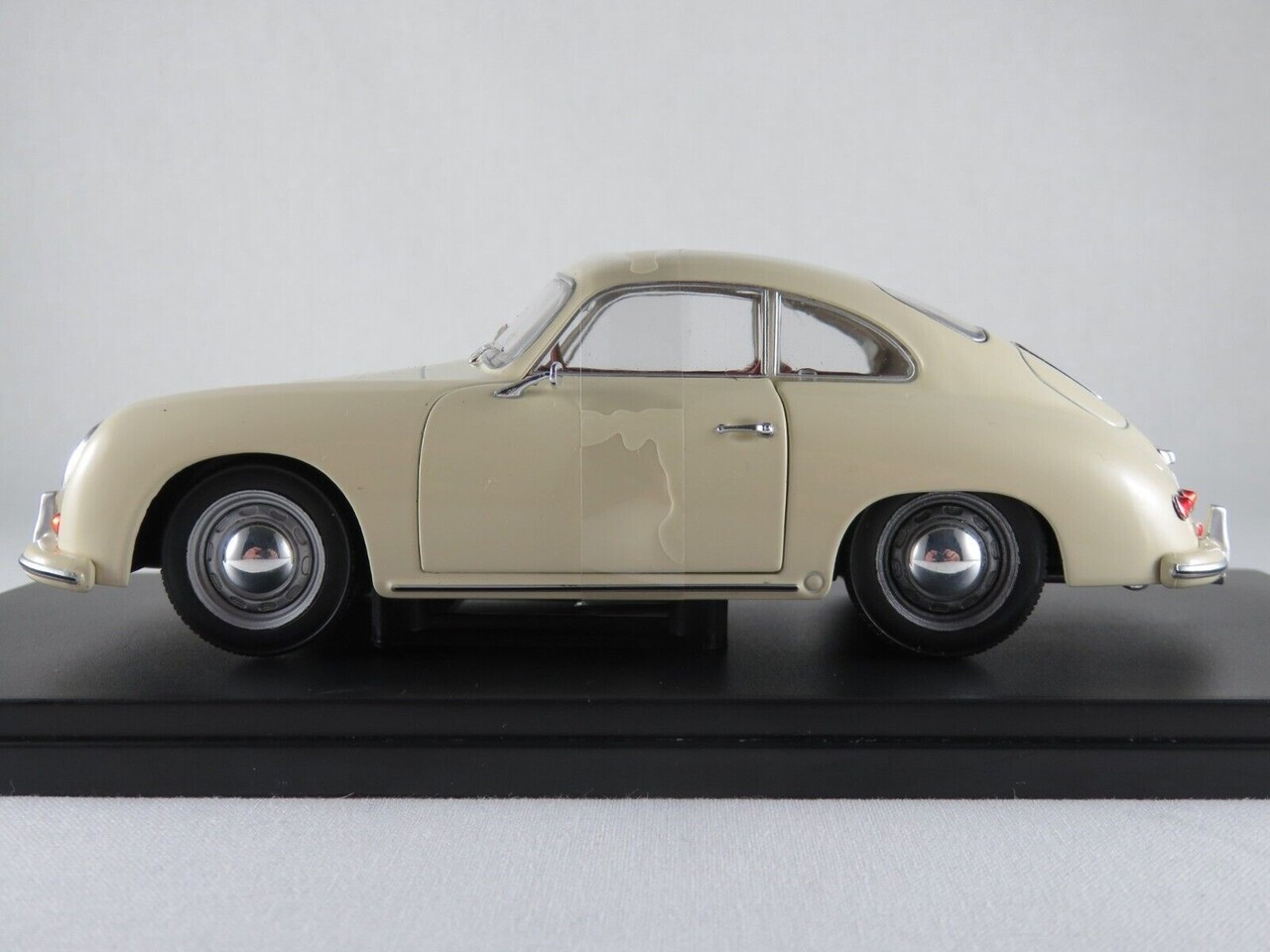 Porsche Porsche 356 1959 - 1:24 - Whitebox Porsche Porsche 356 1959 - 1:24 - Whitebox