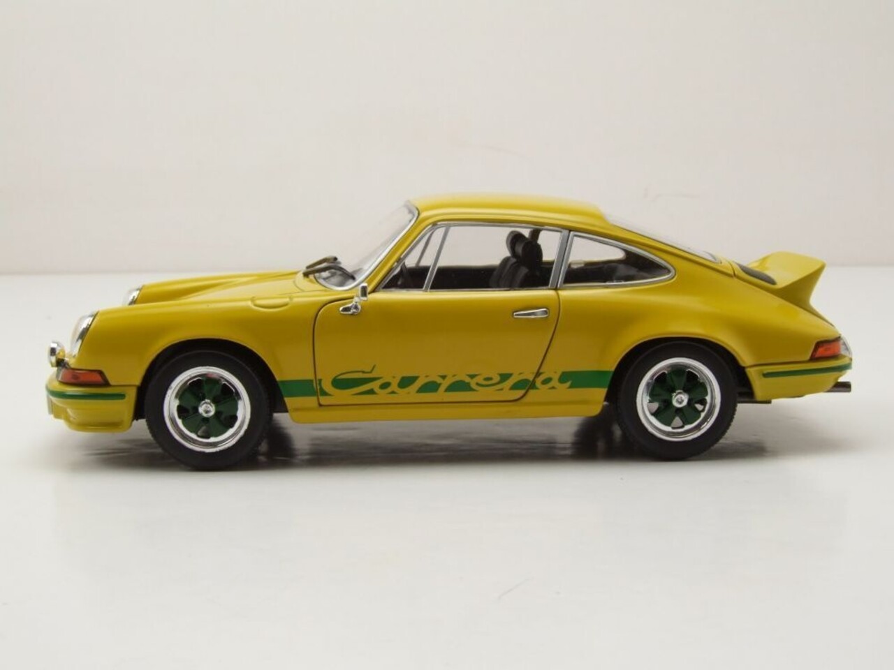 Porsche Porsche 911 Carrera 2.7 RS 1972 - 1:24 - Whitebox Porsche Porsche 911 Carrera 2.7 RS 1972 - 1:24 - Whitebox