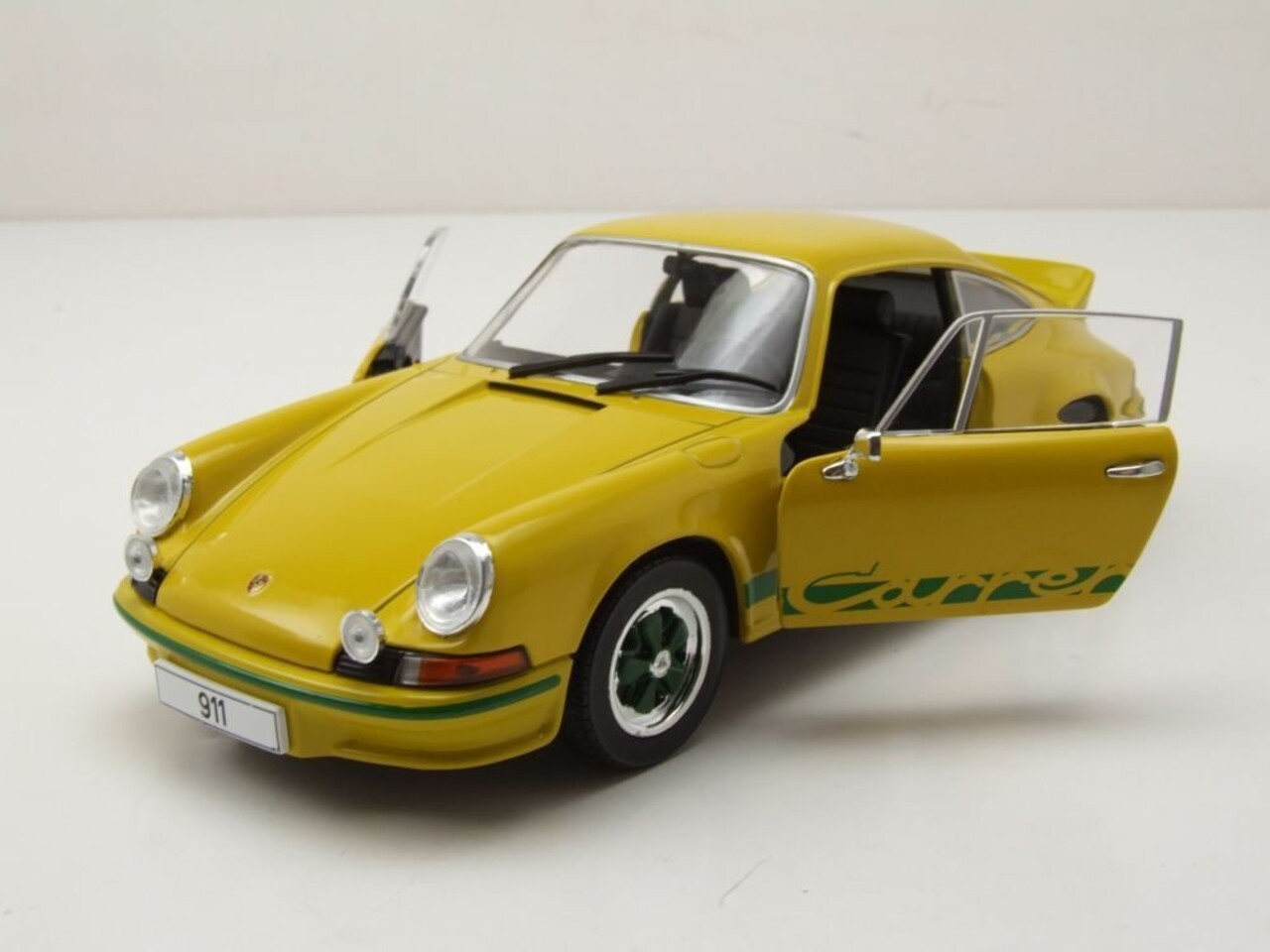Porsche Porsche 911 Carrera 2.7 RS 1972 - 1:24 - Whitebox Porsche Porsche 911 Carrera 2.7 RS 1972 - 1:24 - Whitebox