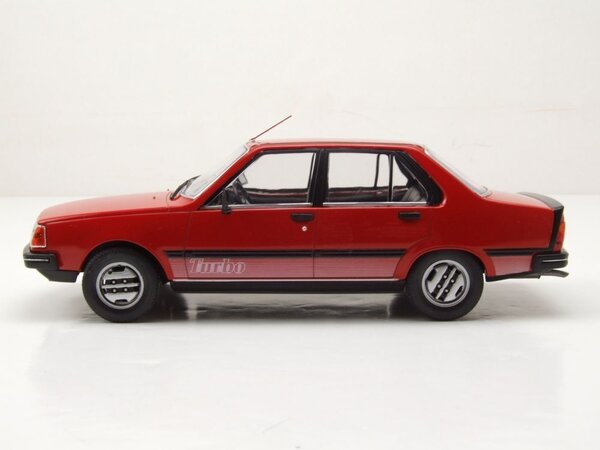 Renault Renault 18 Turbo 1980 - 1:24 - Whitebox Renault Renault 18 Turbo 1980 - 1:24 - Whitebox