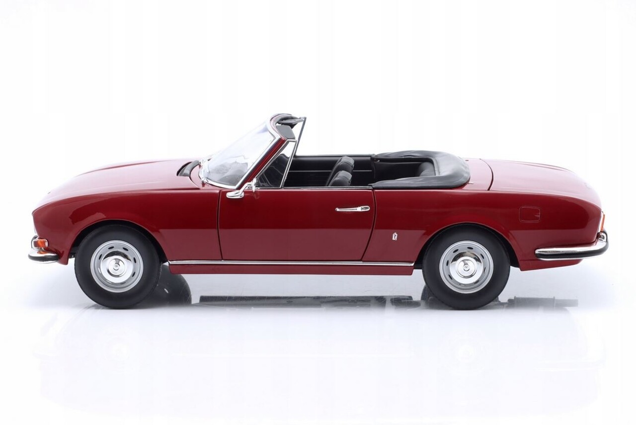 Peugeot Peugeot 504 Cabriolet 1969 - 1:18 - Norev Peugeot Peugeot 504 Cabriolet 1969 - 1:18 - Norev