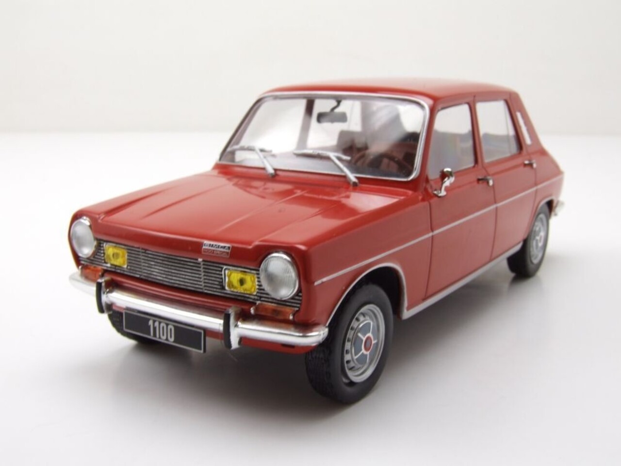 Simca Simca 1100 1969 - 1:24 - Whitebox Simca Simca 1100 1969 - 1:24 - Whitebox