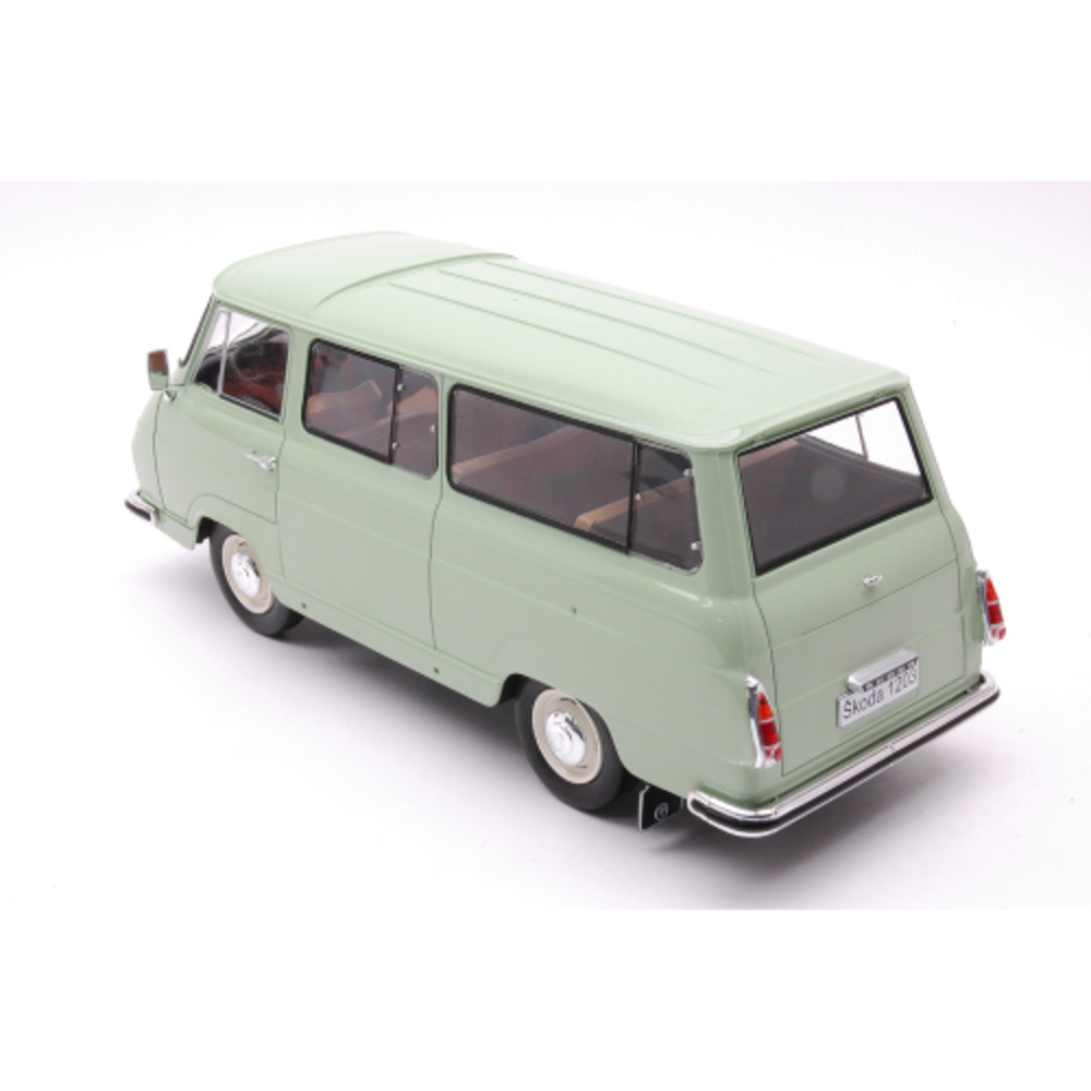 Skoda Skoda 1203 1968 - 1:24 - Whitebox Skoda Skoda 1203 1968 - 1:24 - Whitebox
