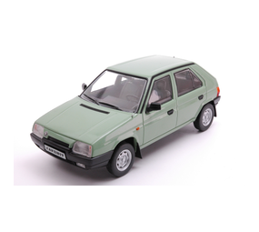 Skoda Skoda Favorit 1987 - 1:24 - Whitebox Skoda Skoda Favorit 1987 - 1:24 - Whitebox