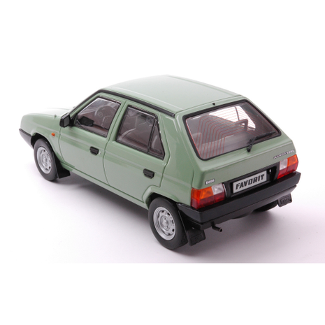 Skoda Skoda Favorit 1987 - 1:24 - Whitebox Skoda Skoda Favorit 1987 - 1:24 - Whitebox