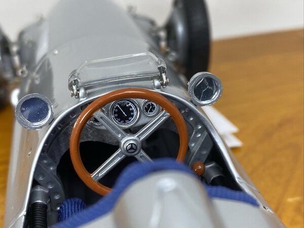 Formule 1 Mercedes-Benz (W154) Winner GP France 1938 - 1:18 - CMC