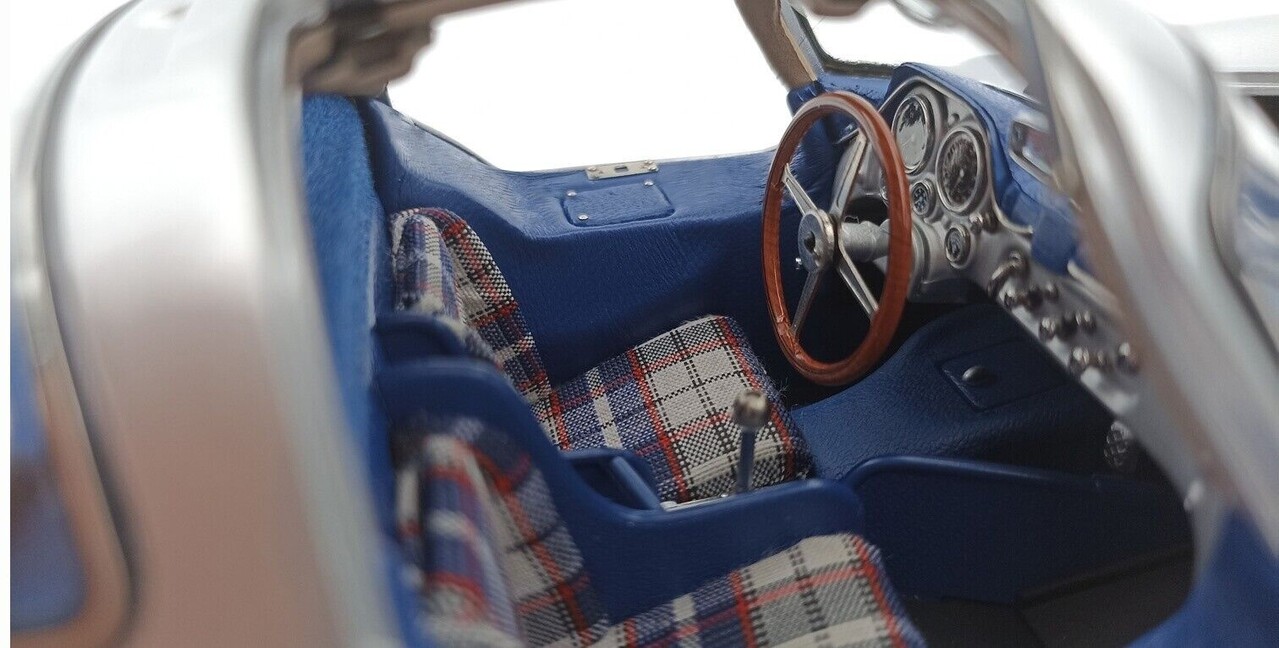 Mercedes-Benz Mercedes-Benz 300 SLR Uhlenhaut Coupé 1955 - 1:18 - CMC