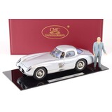 Mercedes-Benz Mercedes-Benz 300 SLR Uhlenhaut Coupé 1955 + Figure + Acrylic Base Plate + Engraved Plaque - 1:18 - CMC