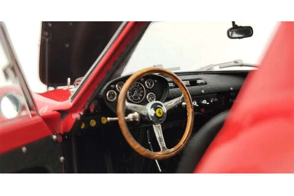 Ferrari Ferrari 250 GTO #22 24H Le Mans 1962 - 1:18 - CMC