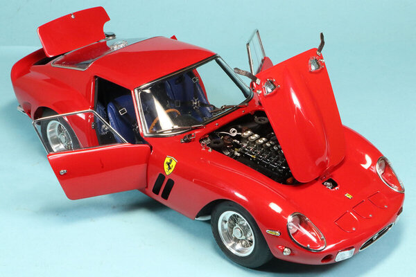 Ferrari Ferrari 250 GTO London Motor Show 1962 - 1:18 - CMC Ferrari Ferrari 250 GTO London Motor Show 1962 - 1:18 - CMC