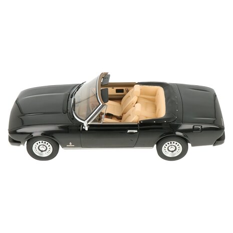 Peugeot Peugeot 504 Cabriolet Open 1983 - 1:18 - Cult Scale Models Peugeot Peugeot 504 Cabriolet Open 1983 - 1:18 - Cult Scale Models