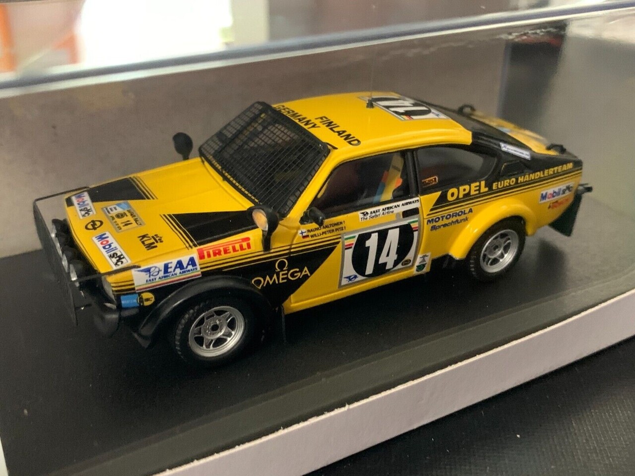 Opel Opel Kadett C GT/E #14 Rally WM Safari Rally (Kenya) 1976 - 1:43 - Troféu