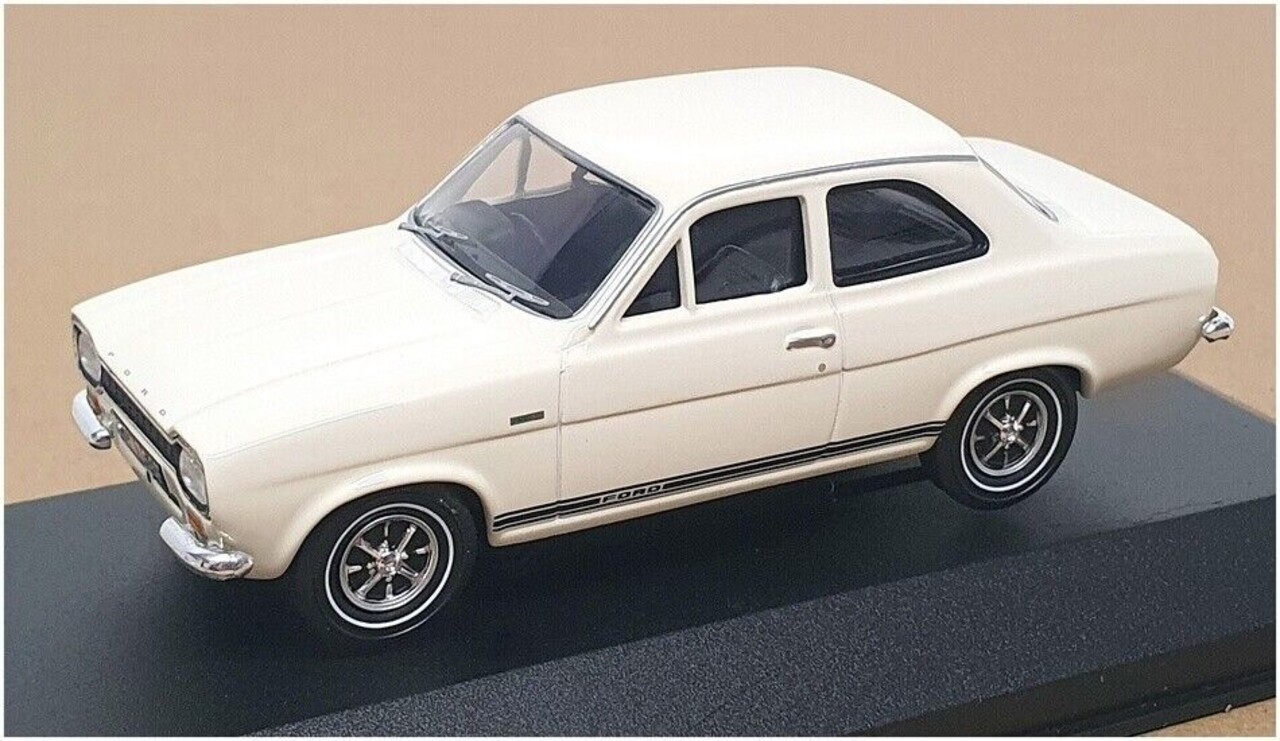 Ford Ford Escort MKI Twin-Cam Ermine White Press Model 1973 - 1:43 - Vanguards Ford Ford Escort MKI Twin-Cam Ermine White Press Model 1973 - 1:43 - Vanguards