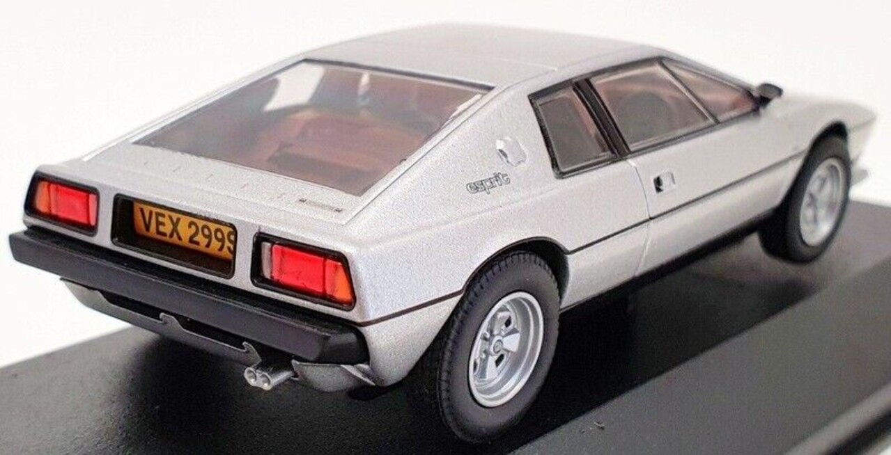 Lotus Lotus Esprit MKI Coupe 1976 Personal Car Colin Chapman - 1:43 - Vanguards Lotus Lotus Esprit MKI Coupe 1976 Personal Car Colin Chapman - 1:43 - Vanguards