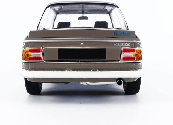 BMW BMW 2002 Turbo 1972 - 1:18 - Minichamps