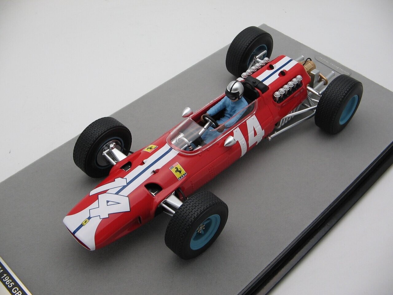 Formule 1 Ferrari 512 #14 GP USA 1965 + Driver - 1:18 - Tecnomodel Mythos Formule 1 Ferrari 512 #14 GP USA 1965 + Driver - 1:18 - Tecnomodel Mythos