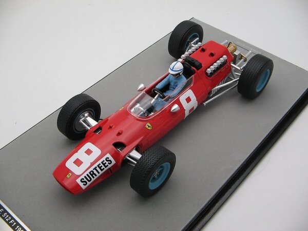 Formule 1 Ferrari 512 #8 GP Italy 1965 + Driver - 1:18 - Tecnomodel Mythos Formule 1 Ferrari 512 #8 GP Italy 1965 + Driver - 1:18 - Tecnomodel Mythos