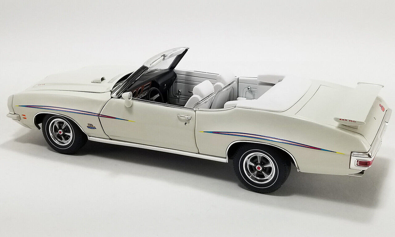 Pontiac Pontiac GTO Judge Convertible 1971 - 1:18 - ACME Pontiac Pontiac GTO Judge Convertible 1971 - 1:18 - ACME