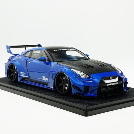Nissan Nissan 35GT-RR LB-Silhouette Works GT - 1:18 - Ignition Model