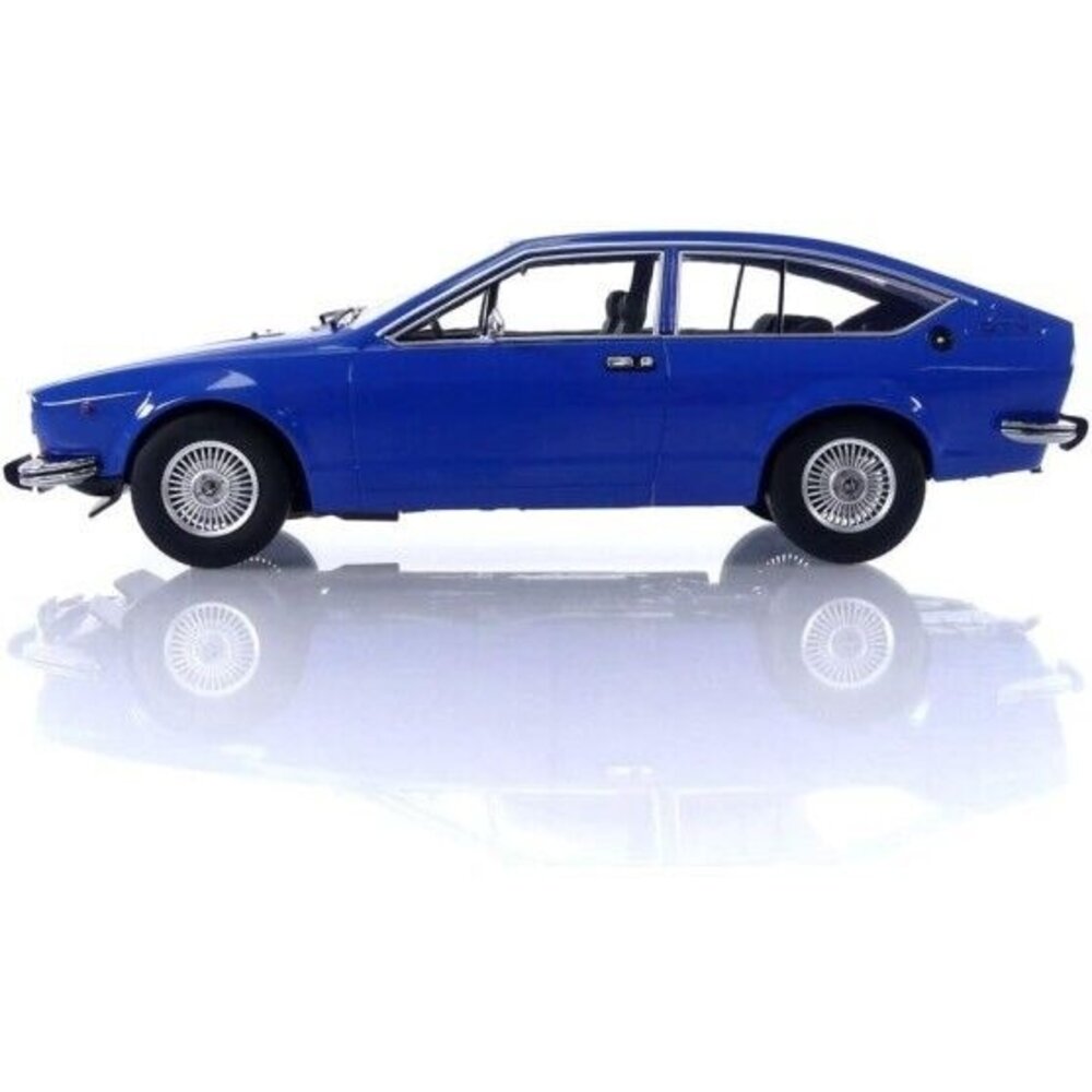 Alfa Romeo Alfa Romeo Alfetta GTV 2000 1976 - 1:18 - KK Scale
