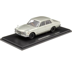 Nissan Nissan Skyline 2000GT-R 4 doors PGC10 Wide Wheel Rim 1969 - 1:43 - Kyosho Nissan Nissan Skyline 2000GT-R 4 doors PGC10 Wide Wheel Rim 1969 - 1:43 - Kyosho