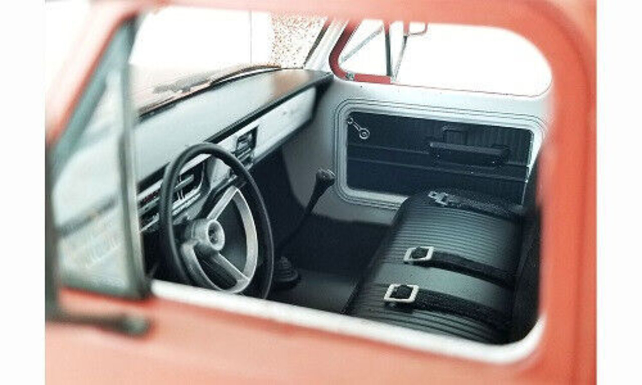 Ford Ford F-350 Ramp Truck Car Transporter 'Porkchop's Chop Shop' 1970 - 1:18 - ACME