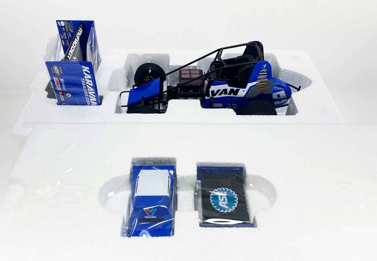 Sprint Car Sprint Car #9 Karavan Trailers James McFadden 2021 - 1:18 - ACME Sprint Car Sprint Car #9 Karavan Trailers James McFadden 2021 - 1:18 - ACME