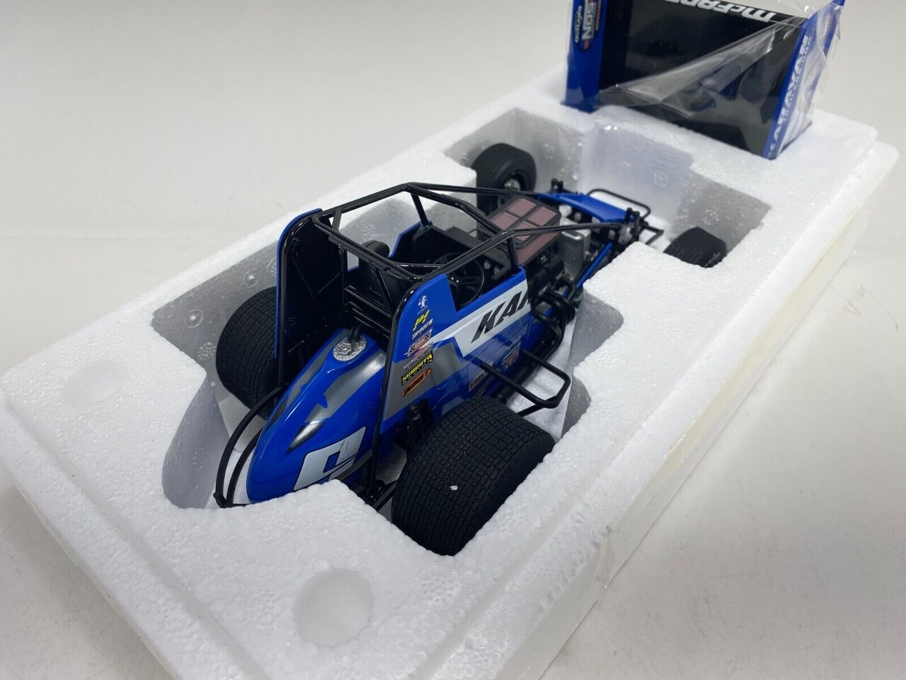 Sprint Car Sprint Car #9 Karavan Trailers James McFadden 2021 - 1:18 - ACME Sprint Car Sprint Car #9 Karavan Trailers James McFadden 2021 - 1:18 - ACME