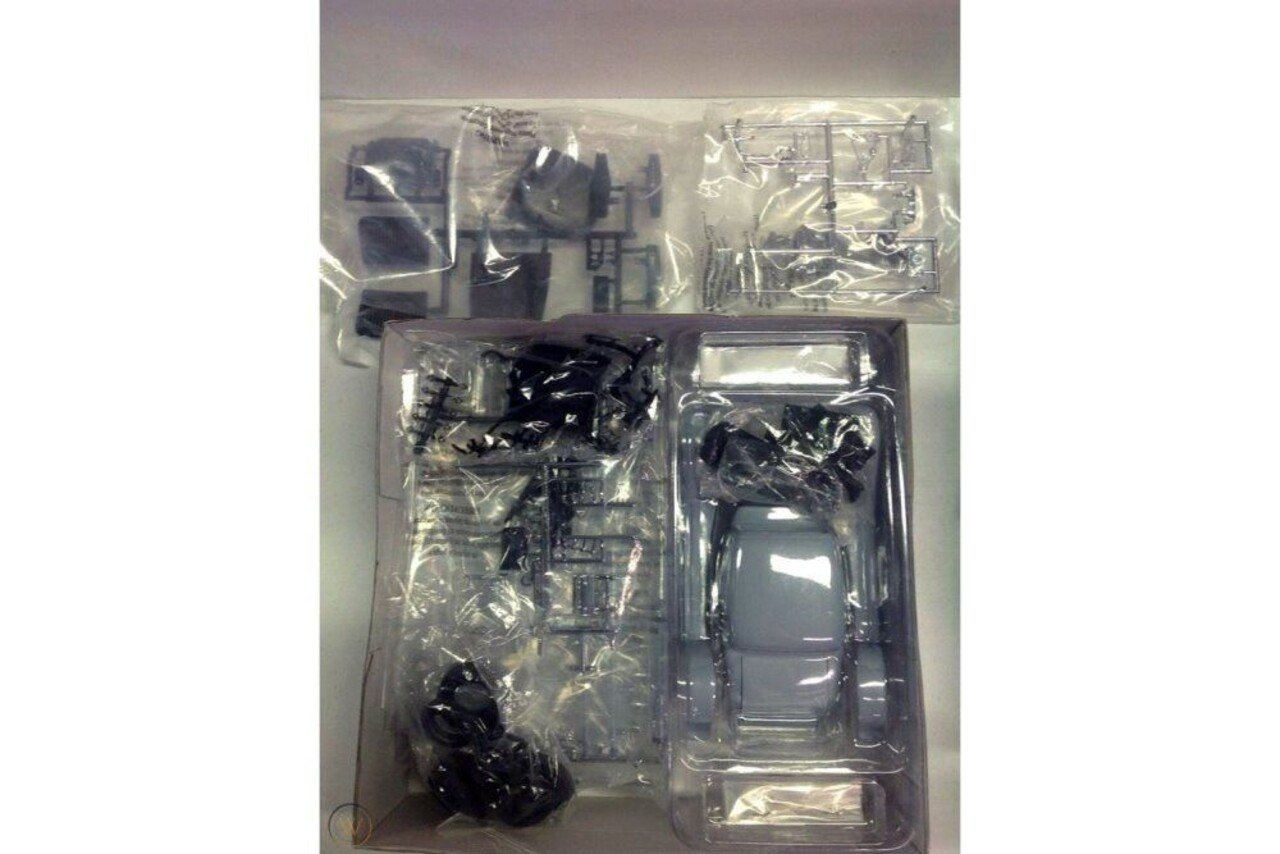 Ford Ford Roadster 1932  (Metal Model Kit) - 1:18 - ACME