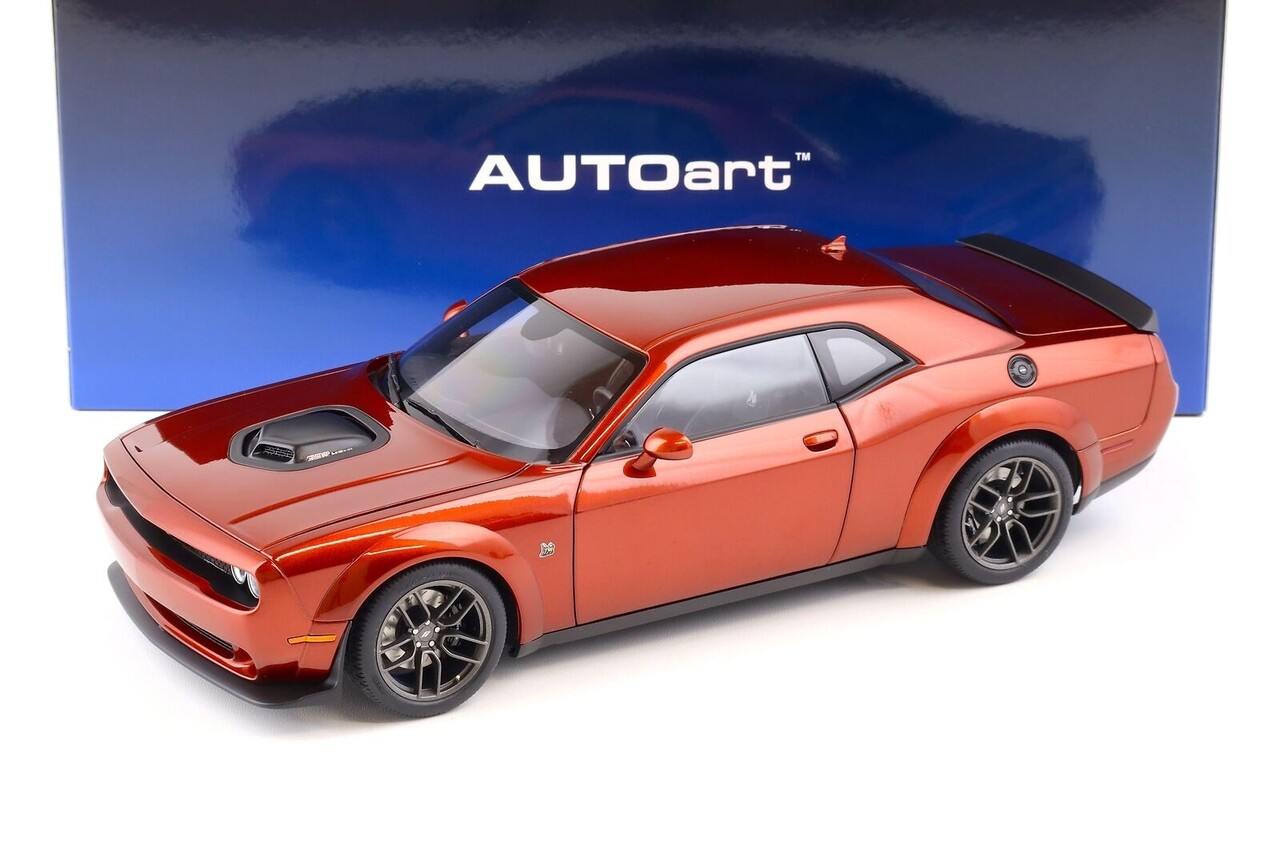 Dodge Dodge Challenger R/T Scat Pack Widebody 2022 - 1:18 - AUTOart