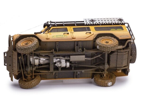 Land Rover Land Rover Defender 110 'Camel Trophy' Support Unit Sabah-Malaysia Dirty Version 1993 - 1:18 - Almost Real