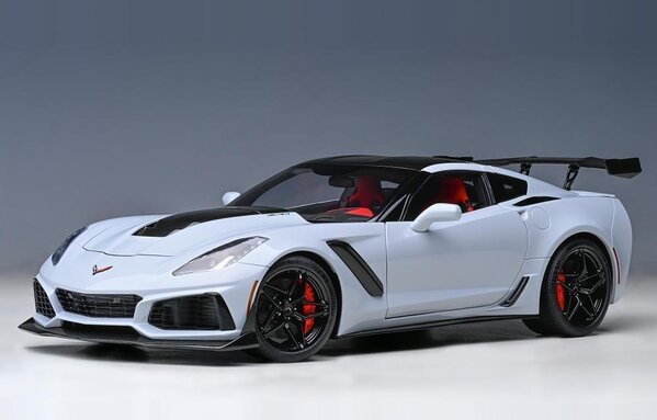 Chevrolet Chevrolet Corvette C7 ZR1 2017 - 1:18 - AUTOart Chevrolet Chevrolet Corvette C7 ZR1 2017 - 1:18 - AUTOart