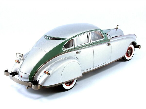 Pierce-Arrow Pierce-Arrow Silver Arrow 1933 - 1:18 - Signature Models Pierce-Arrow Pierce-Arrow Silver Arrow 1933 - 1:18 - Signature Models