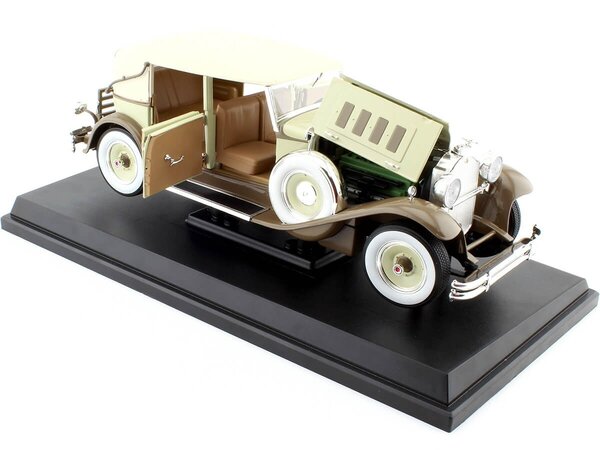 Packard Packard Brewster 1930 - 1:18 - Signature Models Packard Packard Brewster 1930 - 1:18 - Signature Models