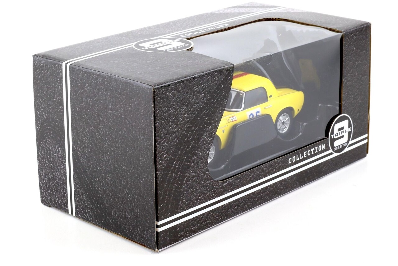 Honda Honda S800 Racing #25 - 1:18 - Triple 9 Collection Honda Honda S800 Racing #25 - 1:18 - Triple 9 Collection