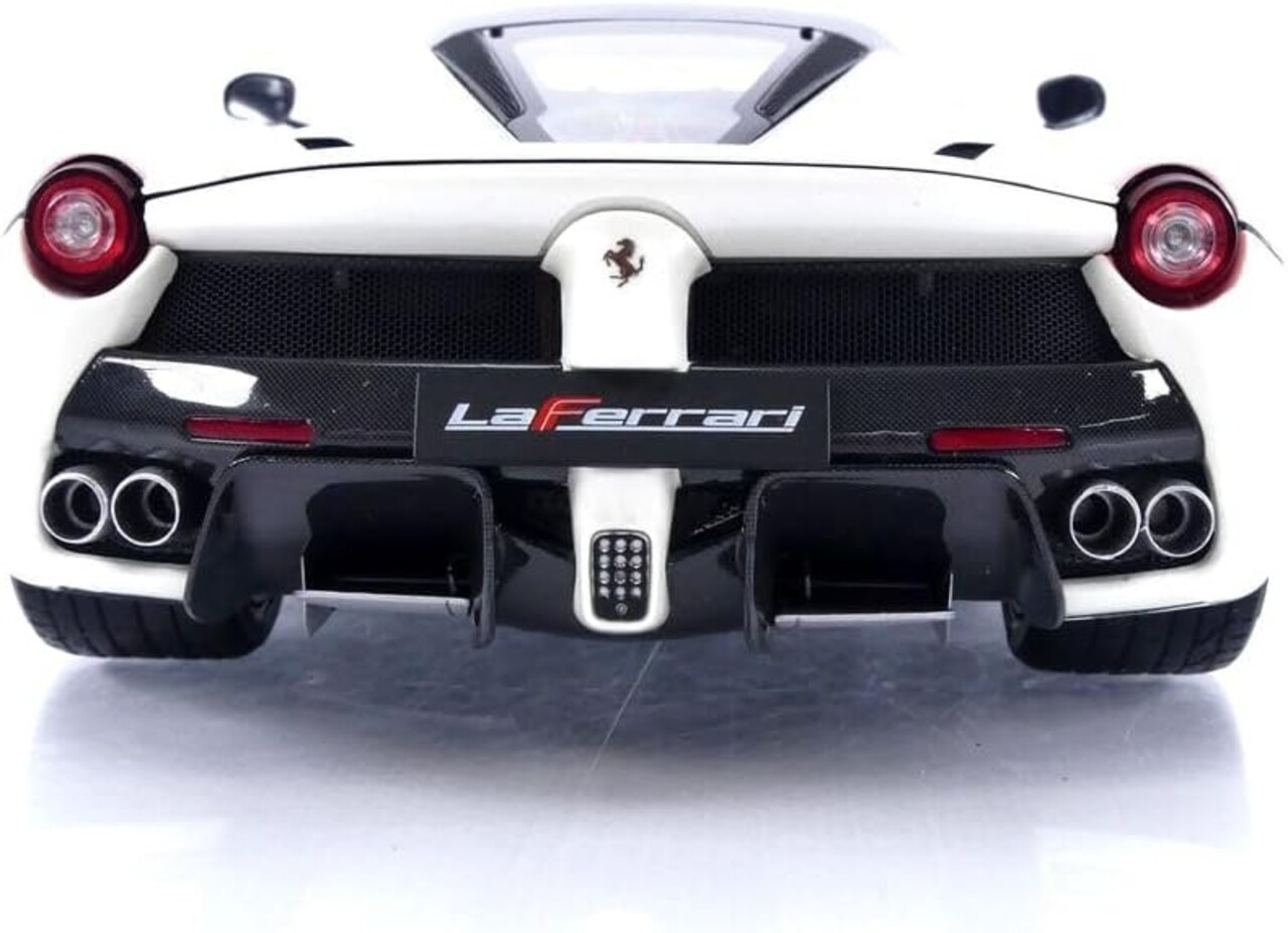 Ferrari Ferrari 'LaFerrari' Aperta - 1:18 - BBR Ferrari Ferrari 'LaFerrari' Aperta - 1:18 - BBR