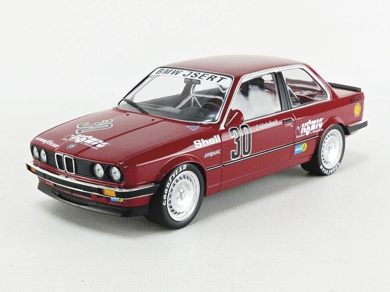BMW BMW 325i #30 ADAC Grosser Preis der Tourenwagen Nürburgring DTM 1986 - 1:18 - Minichamps BMW BMW 325i #30 ADAC Grosser Preis der Tourenwagen Nürburgring DTM 1986 - 1:18 - Minichamps