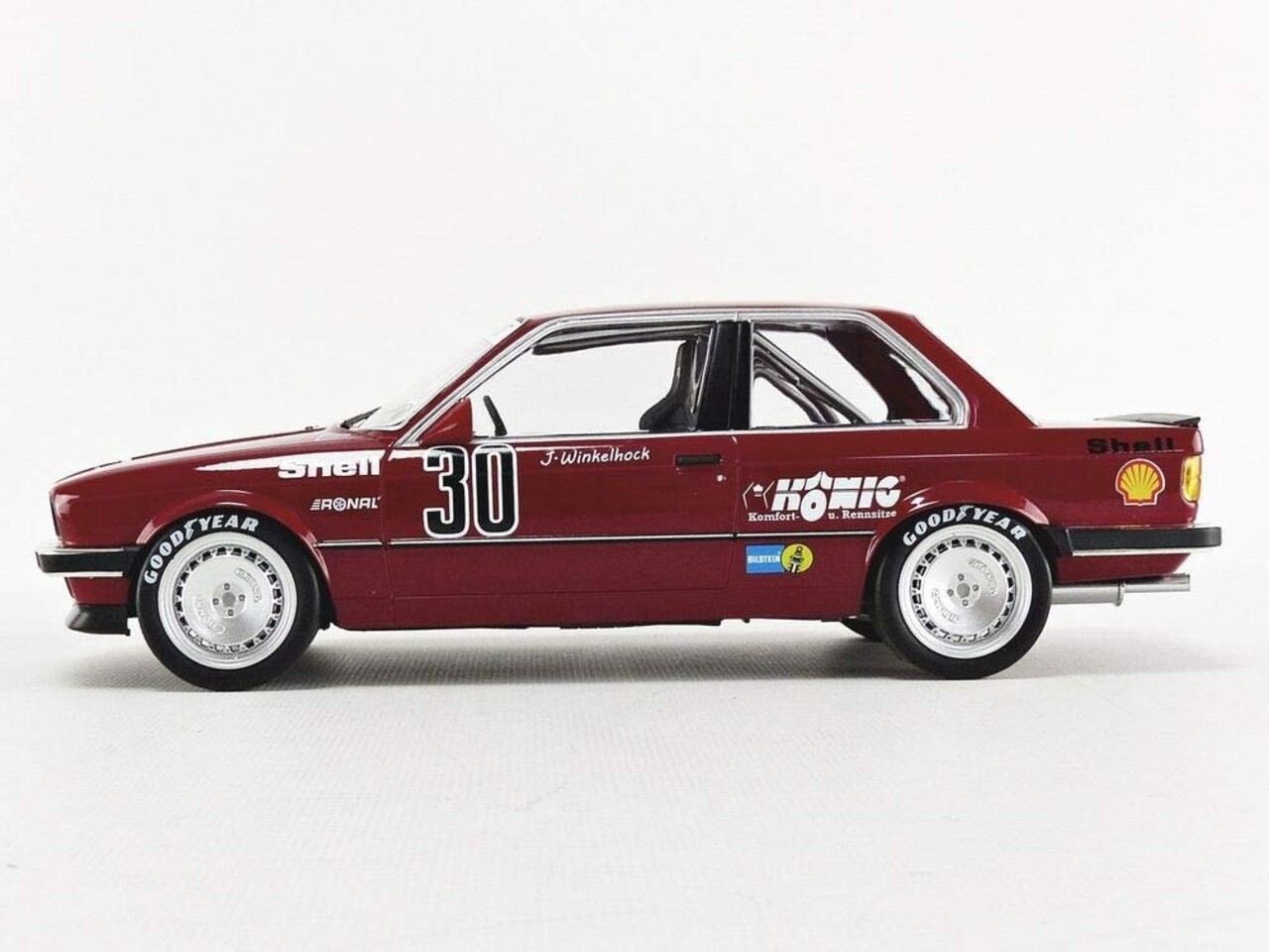 BMW BMW 325i #30 ADAC Grosser Preis der Tourenwagen Nürburgring DTM 1986 - 1:18 - Minichamps BMW BMW 325i #30 ADAC Grosser Preis der Tourenwagen Nürburgring DTM 1986 - 1:18 - Minichamps