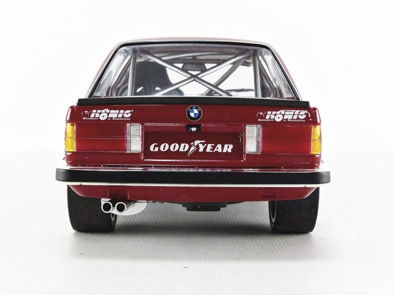 BMW BMW 325i #30 ADAC Grosser Preis der Tourenwagen Nürburgring DTM 1986 - 1:18 - Minichamps BMW BMW 325i #30 ADAC Grosser Preis der Tourenwagen Nürburgring DTM 1986 - 1:18 - Minichamps