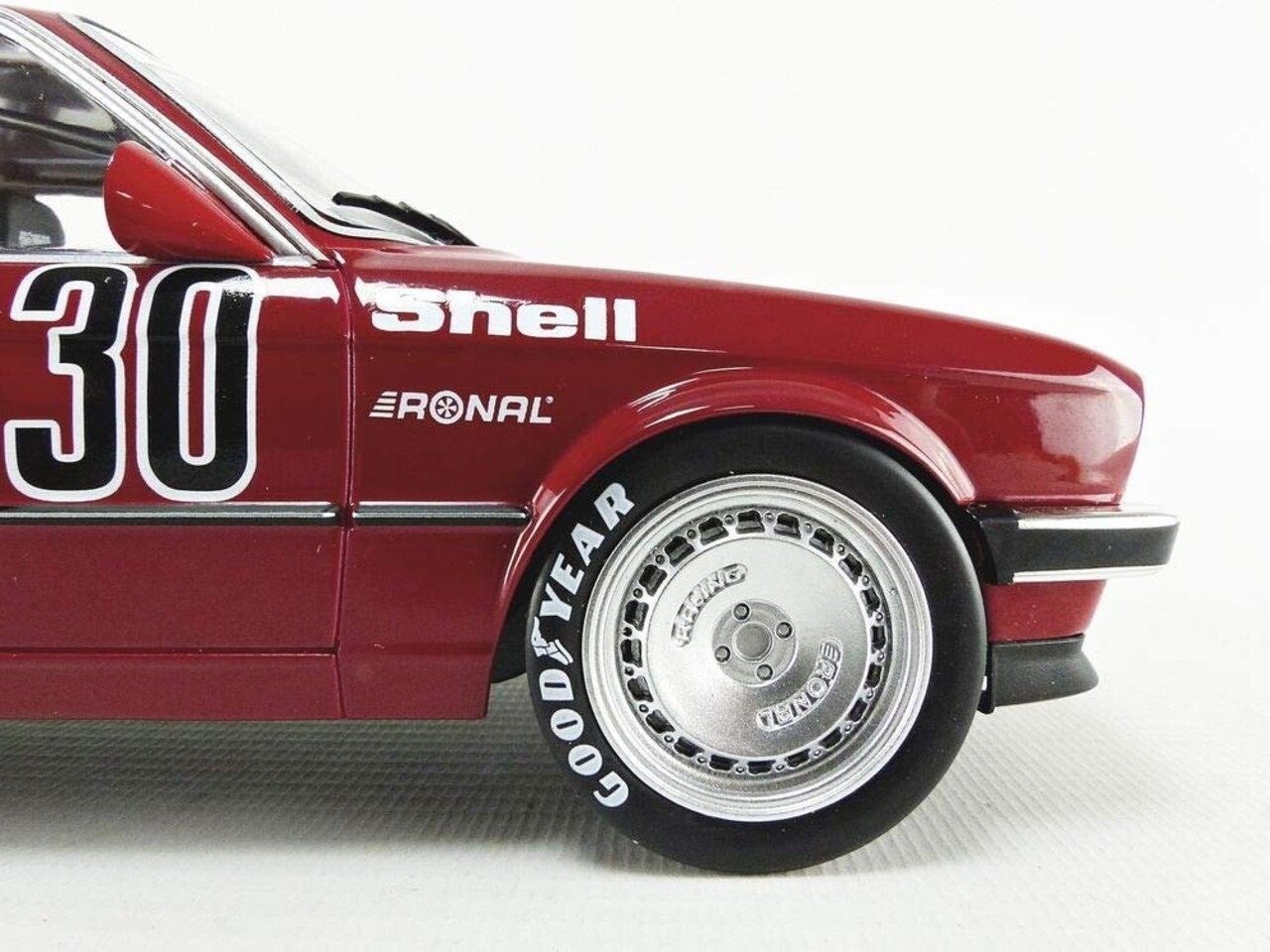 BMW BMW 325i #30 ADAC Grosser Preis der Tourenwagen Nürburgring DTM 1986 - 1:18 - Minichamps BMW BMW 325i #30 ADAC Grosser Preis der Tourenwagen Nürburgring DTM 1986 - 1:18 - Minichamps