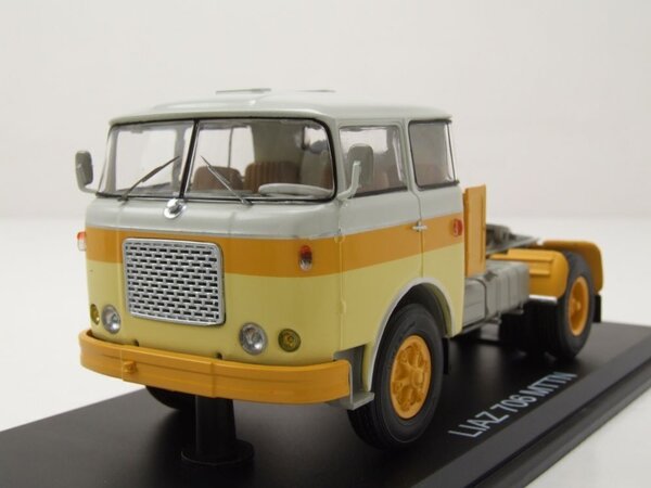 LIAZ Liaz/Skoda 706 MTTN Tractor 4x2  - 1:43 - Premium ClassiXXs LIAZ Liaz/Skoda 706 MTTN Tractor 4x2  - 1:43 - Premium ClassiXXs