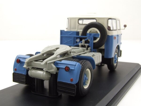 LIAZ Liaz/Skoda 706 RTTN Tractor 4x2  - 1:43 - Premium ClassiXXs LIAZ Liaz/Skoda 706 RTTN Tractor 4x2  - 1:43 - Premium ClassiXXs