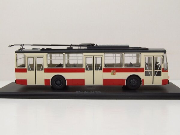 Skoda Skoda 14 TR Trolleybus 1980 Pilsen (CZ) - 1:43 - Premium ClassiXXs Skoda Skoda 14 TR Trolleybus 1980 Pilsen (CZ) - 1:43 - Premium ClassiXXs