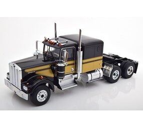 Kenworth Kenworth W900 Tractor 6x4 'Smokey and the Bamdit' Look-a-Like 1989 - 1:18 - Road Kings Kenworth Kenworth W900 Tractor 6x4 'Smokey and the Bamdit' Look-a-Like 1989 - 1:18 - Road Kings