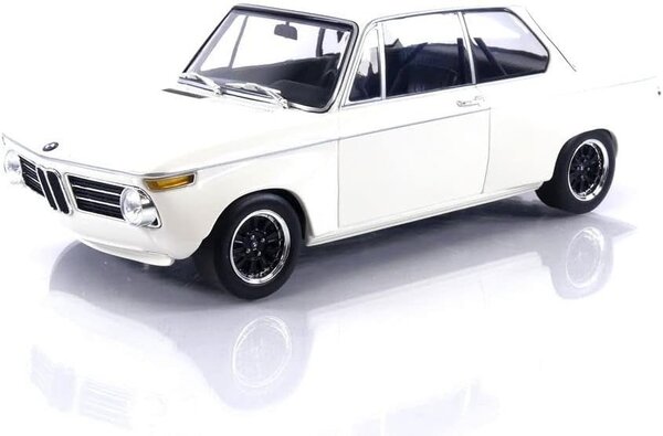 BMW BMW 2002 Plain Body Version 1970 - 1:18 - Minichamps BMW BMW 2002 Plain Body Version 1970 - 1:18 - Minichamps