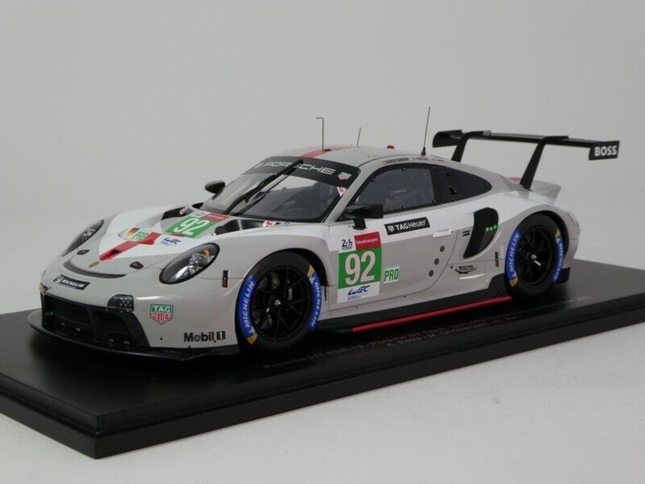 Porsche Porsche 911 RSR-19 #92 3rd LMGTE Pro 24H Le Mans 2021 - 1:18 - Spark Porsche Porsche 911 RSR-19 #92 3rd LMGTE Pro 24H Le Mans 2021 - 1:18 - Spark