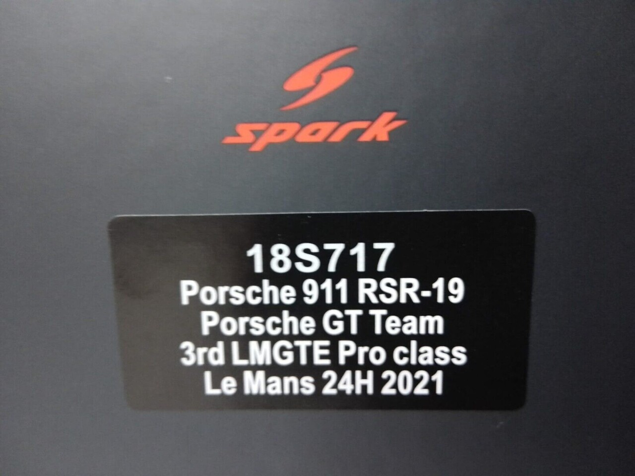 Porsche Porsche 911 RSR-19 #92 3rd LMGTE Pro 24H Le Mans 2021 - 1:18 - Spark Porsche Porsche 911 RSR-19 #92 3rd LMGTE Pro 24H Le Mans 2021 - 1:18 - Spark