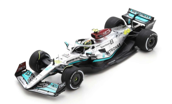 Formule 1 Mercedes-AMG F1 W13 E Performance #44 2nd GP France 2022 300th GP - 1:18 - Spark