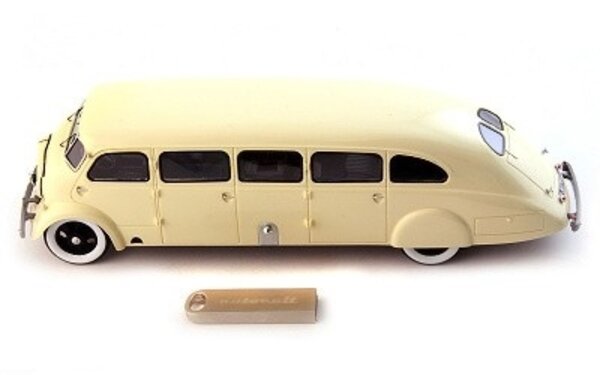 Autokar Sodomka Autokar Sodomka' Bata' CZ Autobus + Keyring USB Stick 8GB Digital Version Book of the Year Catalog 2023 - 1:43 - Autocult Autokar Sodomka Autokar Sodomka' Bata' CZ Autobus + Keyring USB Stick 8GB Digital Version Book of the Year Catalog 2023 - 1:43 - Autocult