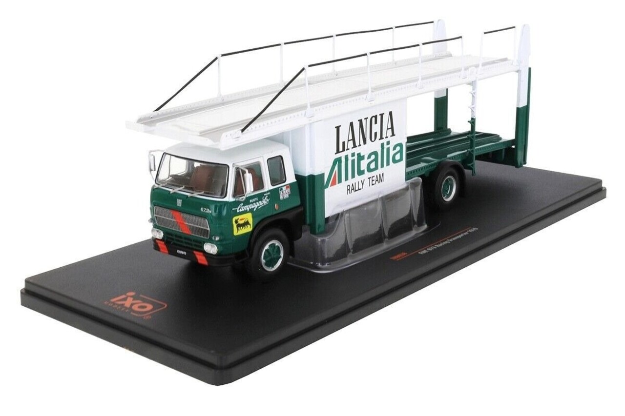 Fiat Fiat 673 Racing Transporter 1976 - 1:43 - IXO Models Fiat Fiat 673 Racing Transporter 1976 - 1:43 - IXO Models